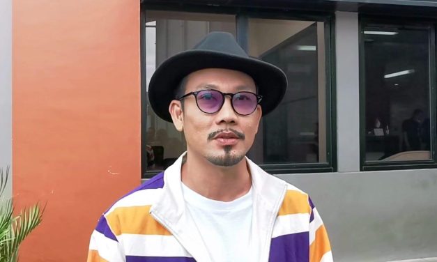 Denny Sumargo Mantan Pebasket Yang Sukses Di Dunia Hiburan