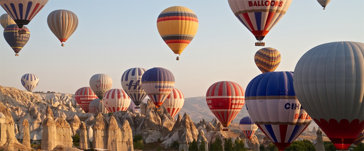 Cappadocia Juara Satu Dalam Pemandangan Dari Atas Langit