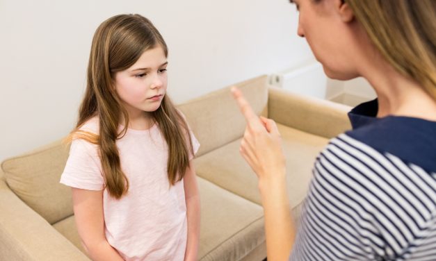 Anak Tak Seharusnya Menanggung Kesalahan Orang Tua