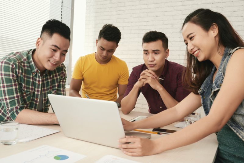 Generasi Z Mendorong Perubahan Di Dunia Kerja Digital